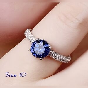 Beautiful simulated Tanzanite solitaire ring, Sz.10, **FREE earrings